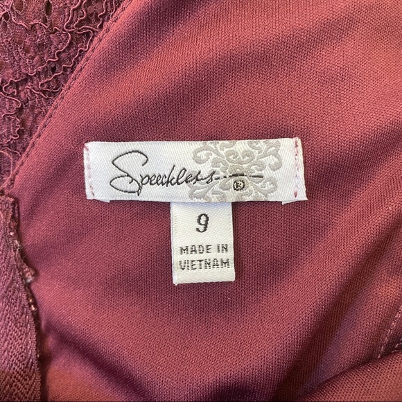 Formal Lace Dress - Picture 3 of 9